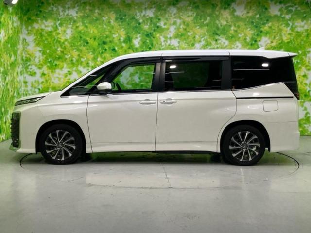 ヴォクシー ハイブリッドＳ－Ｚ　保証書／ディスプレイオーディオ＋ナビ１０．５インチ／トヨタセーフティセンス／両側電動スライドドア／シートヒーター　前席／パノラミックビューモニター／車線逸脱防止支援システム　衝突被害軽減システム（2枚目）