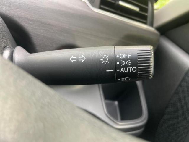 フリード Ｇブラックスタイル　新品タイヤ／保証書／純正　１０インチ　ＳＤナビ／フリップダウンモニター　純正　１０．１インチ／ホンダセンシング／両側電動スライドドア／シートヒーター　前席／車線逸脱防止支援システム　バックカメラ（15枚目）