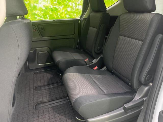 フリード Ｇブラックスタイル　新品タイヤ／保証書／純正　１０インチ　ＳＤナビ／フリップダウンモニター　純正　１０．１インチ／ホンダセンシング／両側電動スライドドア／シートヒーター　前席／車線逸脱防止支援システム　バックカメラ（19枚目）