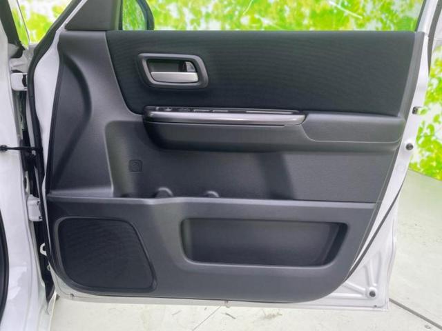 フリード Ｇブラックスタイル　新品タイヤ／保証書／純正　１０インチ　ＳＤナビ／フリップダウンモニター　純正　１０．１インチ／ホンダセンシング／両側電動スライドドア／シートヒーター　前席／車線逸脱防止支援システム　バックカメラ（23枚目）