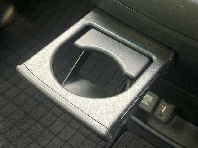 フリード Ｇブラックスタイル　新品タイヤ／保証書／純正　１０インチ　ＳＤナビ／フリップダウンモニター　純正　１０．１インチ／ホンダセンシング／両側電動スライドドア／シートヒーター　前席／車線逸脱防止支援システム　バックカメラ（38枚目）