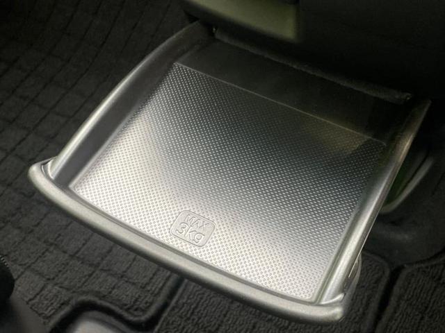 フリード Ｇブラックスタイル　新品タイヤ／保証書／純正　１０インチ　ＳＤナビ／フリップダウンモニター　純正　１０．１インチ／ホンダセンシング／両側電動スライドドア／シートヒーター　前席／車線逸脱防止支援システム　バックカメラ（39枚目）