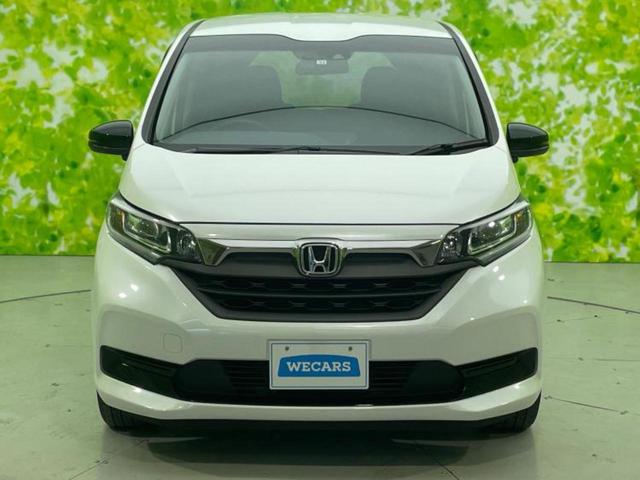 フリード Ｇブラックスタイル　新品タイヤ／保証書／純正　１０インチ　ＳＤナビ／フリップダウンモニター　純正　１０．１インチ／ホンダセンシング／両側電動スライドドア／シートヒーター　前席／車線逸脱防止支援システム　バックカメラ（45枚目）