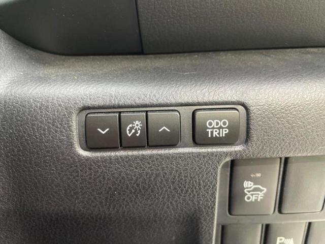 IS IS300h Fスポーツ 新品タイヤ/保証書/純正 SDナビ/シートヒーター/シート フルレザー/ヘッドランプ LED/USBジャック/Bluetooth接続/ETC/EBD付ABS/横滑り防止装置/アイドリングストップ(25枚目)