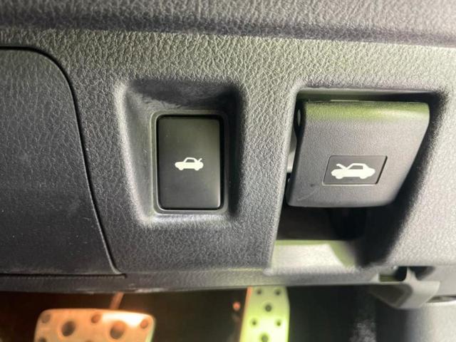 IS IS300h Fスポーツ 新品タイヤ/保証書/純正 SDナビ/シートヒーター/シート フルレザー/ヘッドランプ LED/USBジャック/Bluetooth接続/ETC/EBD付ABS/横滑り防止装置/アイドリングストップ(28枚目)