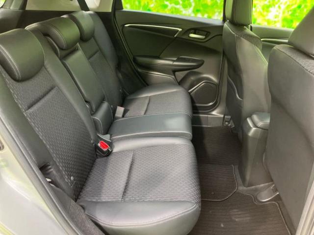 フィットハイブリッド ハイブリッド・Ｌパッケージ　新品タイヤ／保証書／純正　ＳＤナビ／シート　ハーフレザー／ヘッドランプ　ＬＥＤ／Ｂｌｕｅｔｏｏｔｈ接続／ＥＴＣ／ＥＢＤ付ＡＢＳ／横滑り防止装置／アイドリングストップ／バックモニター／ワンセグＴＶ（6枚目）