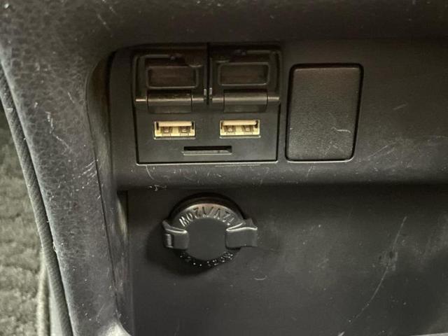 ノア ハイブリッドX 保証書/純正 9インチ SDナビ/トヨタセーフティセンス/両側電動スライドドア/車線逸脱防止支援システム/ヘッドランプ LED/Bluetooth接続/ETC/EBD付ABS/横滑り防止装置(29枚目)