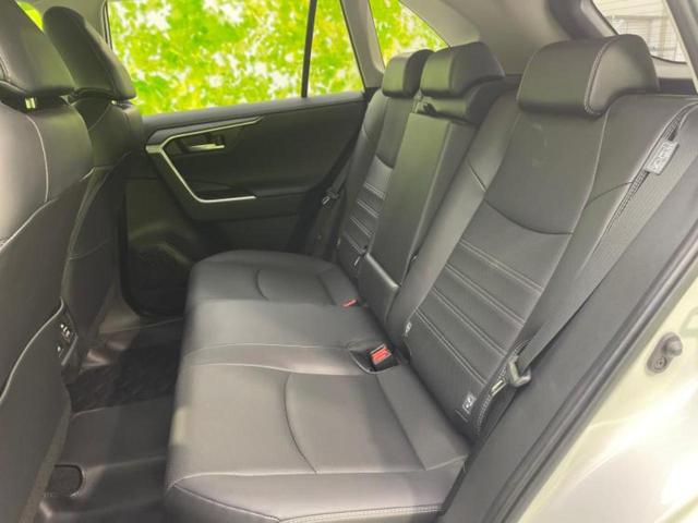 ＲＡＶ４ ４ＷＤ　Ｇ　Ｚパッケージ　保証書／ディスプレイオーディオ＋ナビ１０．５インチ／デジタルインナーミラー／トヨタセーフティセンス／シートヒーター／パノラミックビューモニター／車線逸脱防止支援システム／シート　合皮　全周囲カメラ（8枚目）