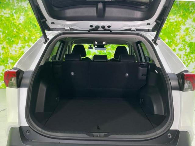 ＲＡＶ４ ４ＷＤ　Ｇ　Ｚパッケージ　保証書／ディスプレイオーディオ＋ナビ１０．５インチ／デジタルインナーミラー／トヨタセーフティセンス／シートヒーター／パノラミックビューモニター／車線逸脱防止支援システム／シート　合皮　全周囲カメラ（19枚目）