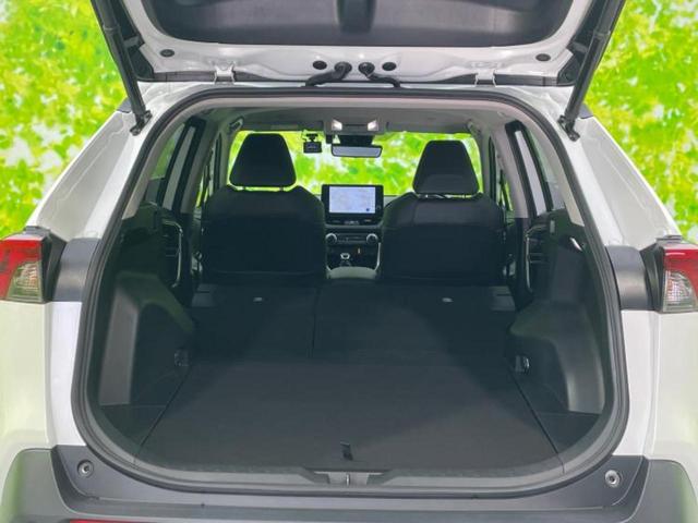 ＲＡＶ４ ４ＷＤ　Ｇ　Ｚパッケージ　保証書／ディスプレイオーディオ＋ナビ１０．５インチ／デジタルインナーミラー／トヨタセーフティセンス／シートヒーター／パノラミックビューモニター／車線逸脱防止支援システム／シート　合皮　全周囲カメラ（20枚目）