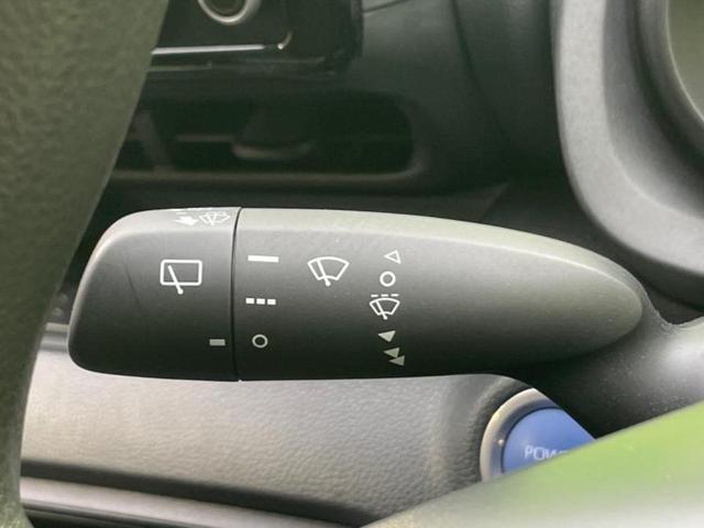 ヤリス ハイブリッドG 新品タイヤ/保証書/ディスプレイオーディオ+ナビ8インチ/トヨタセーフティセンス/パノラミックビューモニター/車線逸脱防止支援システム/ドライブレコーダー 前後/USBジャック 衝突被害軽減システム(25枚目)