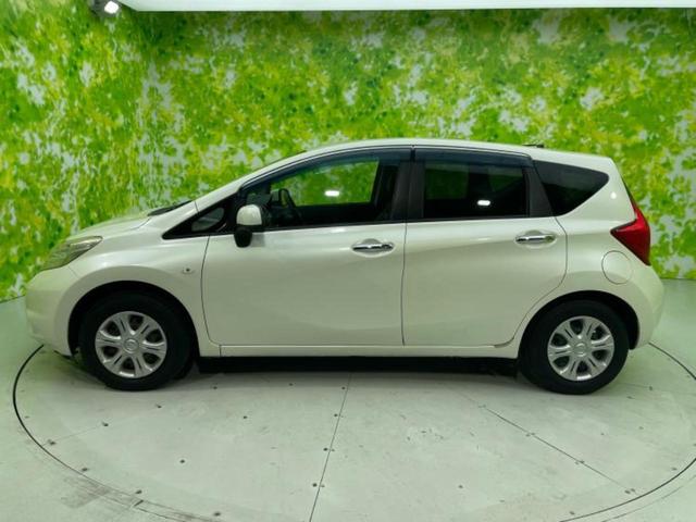 ノート メダリスト 新品タイヤ/保証書/アラウンドビューモニター/シート ハーフレザー/ETC/EBD付ABS/アイドリングストップ/エアバッグ 運転席/エアバッグ 助手席/パワーウインドウ/エンジンスタートボタン(2枚目)