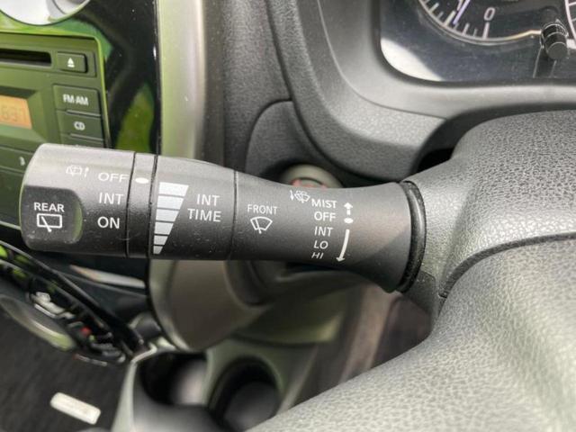 ノート メダリスト 新品タイヤ/保証書/アラウンドビューモニター/シート ハーフレザー/ETC/EBD付ABS/アイドリングストップ/エアバッグ 運転席/エアバッグ 助手席/パワーウインドウ/エンジンスタートボタン(14枚目)