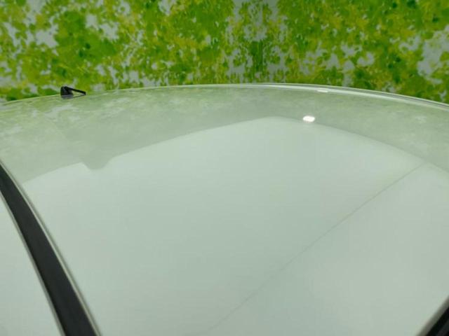 ノート メダリスト 新品タイヤ/保証書/アラウンドビューモニター/シート ハーフレザー/ETC/EBD付ABS/アイドリングストップ/エアバッグ 運転席/エアバッグ 助手席/パワーウインドウ/エンジンスタートボタン(34枚目)