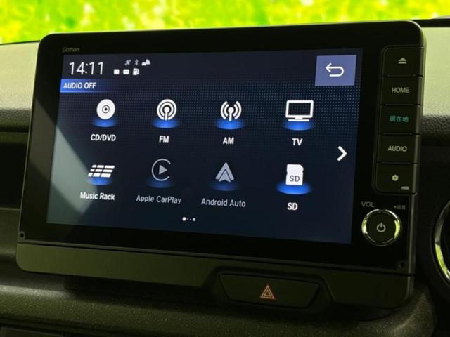 Ｎ－ＢＯＸカスタム ターボコーディネートスタイルモノトーン　保証書／純正　９インチ　ＳＤナビ／両側電動スライドドア／シートヒーター　前席／車線逸脱防止支援システム／ヘッドランプ　ＬＥＤ／ＥＴＣ／ＥＢＤ付ＡＢＳ／横滑り防止装置／アイドリングストップ　ワンオーナー（11枚目）