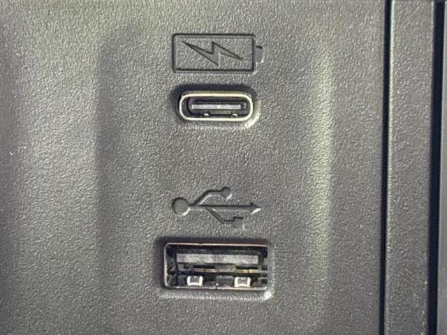Ｎ－ＢＯＸカスタム ターボコーディネートスタイルモノトーン　保証書／純正　９インチ　ＳＤナビ／両側電動スライドドア／シートヒーター　前席／車線逸脱防止支援システム／ヘッドランプ　ＬＥＤ／ＥＴＣ／ＥＢＤ付ＡＢＳ／横滑り防止装置／アイドリングストップ　ワンオーナー（34枚目）