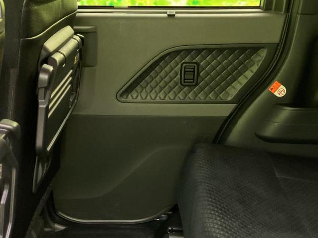 タント カスタムＲＳ　保証書／純正　９インチ　ＳＤナビ／衝突安全装置／両側電動スライドドア／シートヒーター　前席／パノラマモニター／車線逸脱防止支援システム／シート　ハーフレザー／ヘッドランプ　ＬＥＤ　衝突被害軽減システム（21枚目）