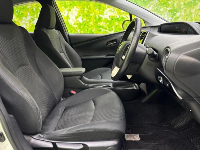 プリウス S 新品タイヤ/保証書/純正 SDナビ/トヨタセーフティセンス/ヘッドランプ LED/Bluetooth接続/ETC/EBD付ABS/横滑り防止装置/アイドリングストップ/フルセグTV/DVD DVD再生(4枚目)