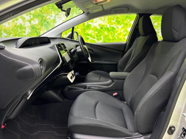 プリウス S 新品タイヤ/保証書/純正 SDナビ/トヨタセーフティセンス/ヘッドランプ LED/Bluetooth接続/ETC/EBD付ABS/横滑り防止装置/アイドリングストップ/フルセグTV/DVD DVD再生(6枚目)