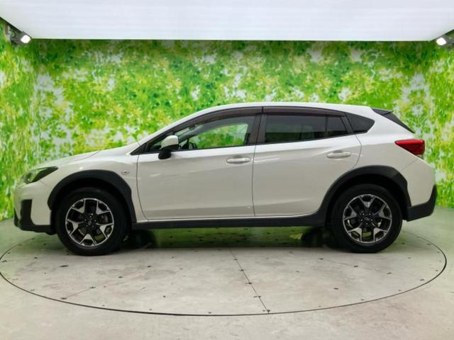 XV 4WD1.6i-Lアイサイト 純正 SDナビ/衝突安全装置/車線逸脱防止支援システム/ヘッドランプ LED/ETC/EBD付ABS/横滑り防止装置/アイドリングストップ/フルセグTV/エアバッグ 運転席/エアバッグ 助手席 4WD(2枚目)