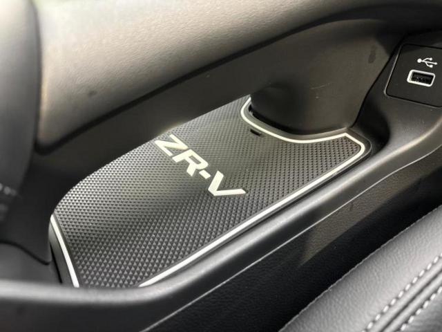 ZR-V eHEV Z BOSE/保証書/ディスプレイオーディオ+ナビ9インチ/ホンダセンシング/シートヒーター/マルチビューカメラシステム/車線逸脱防止支援システム/シート フルレザー/電動バックドア 革シート 電動シート(39枚目)