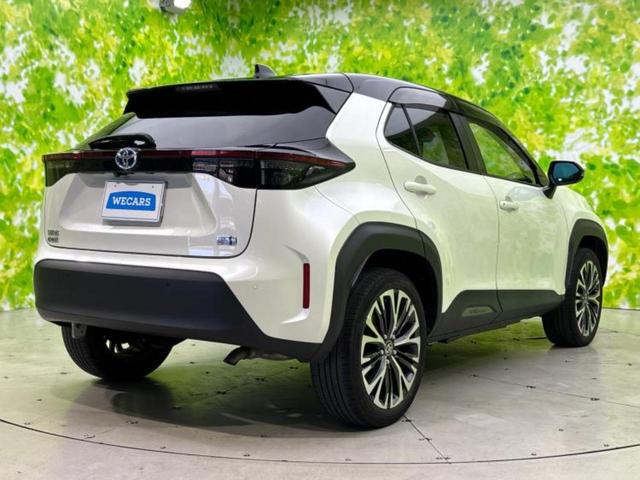 ヤリスクロス ハイブリッドZ 新品タイヤ/保証書/ディスプレイオーディオ8インチ/トヨタセーフティセンス/シートヒーター/パノラミックビューモニター/車線逸脱防止支援システム/シート ハーフレザー/ドライブレコーダー 前後 TV(3枚目)