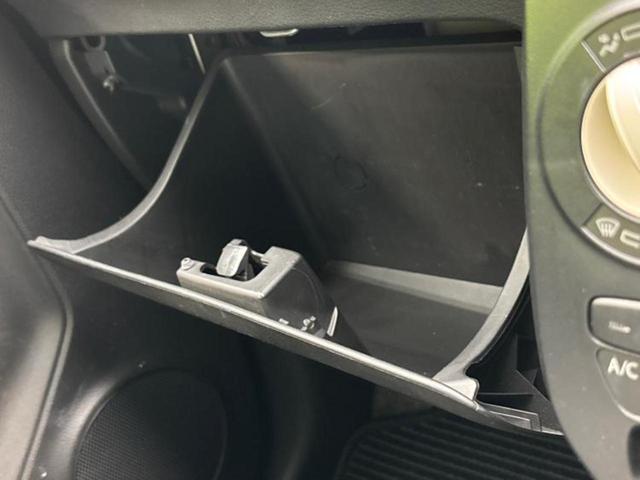 アルト L 新品タイヤ/保証書/シートヒーター/EBD付ABS/横滑り防止装置/アイドリングストップ/エアバッグ 運転席/エアバッグ 助手席/パワーウインドウ/キーレスエントリー/パワーステアリング 記録簿(37枚目)