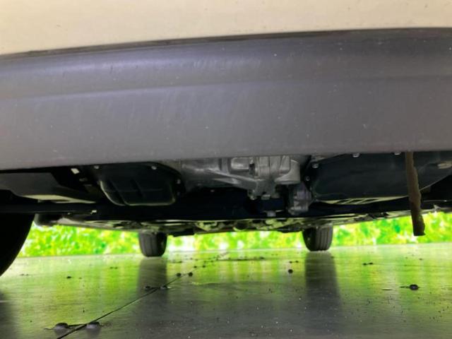 ノート X 新品タイヤ/純正 ナビ/エマージェンシーブレーキ/車線逸脱防止支援システム/Bluetooth接続/EBD付ABS/アイドリングストップ/バックモニター/フルセグTV/エアバッグ 運転席 バックカメラ(45枚目)