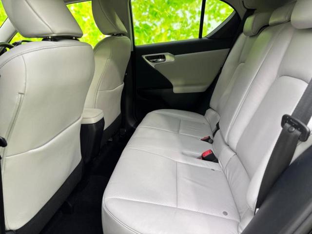 ＣＴ ＣＴ２００ｈバージョンＬ　新品タイヤ／サンルーフ／純正　ナビ／シートヒーター／シート　フルレザー／ドライブレコーダー　社外／ＥＴＣ／ＥＢＤ付ＡＢＳ／バックモニター／地上波デジタルチューナー／ＤＶＤ／エアバッグ　運転席　革シート（7枚目）