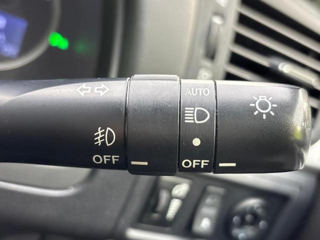 ＣＴ ＣＴ２００ｈバージョンＬ　新品タイヤ／サンルーフ／純正　ナビ／シートヒーター／シート　フルレザー／ドライブレコーダー　社外／ＥＴＣ／ＥＢＤ付ＡＢＳ／バックモニター／地上波デジタルチューナー／ＤＶＤ／エアバッグ　運転席　革シート（14枚目）