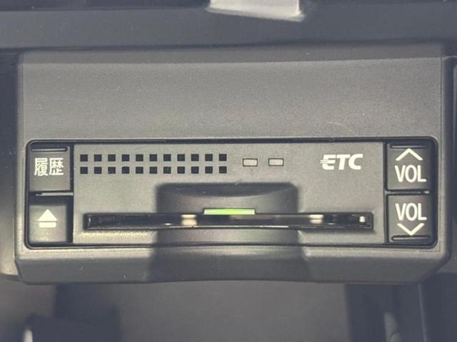 ＣＴ ＣＴ２００ｈバージョンＬ　新品タイヤ／サンルーフ／純正　ナビ／シートヒーター／シート　フルレザー／ドライブレコーダー　社外／ＥＴＣ／ＥＢＤ付ＡＢＳ／バックモニター／地上波デジタルチューナー／ＤＶＤ／エアバッグ　運転席　革シート（17枚目）