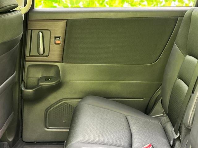 オデッセイ アブソルート　純正　１０インチ　ＳＤナビ／両側電動スライドドア／マルチビューカメラシステム／シート　ハーフレザー／パーキングアシスト　バックガイド／ドライブレコーダー　前後／ヘッドランプ　ＬＥＤ　ＬＥＤヘッドランプ（23枚目）