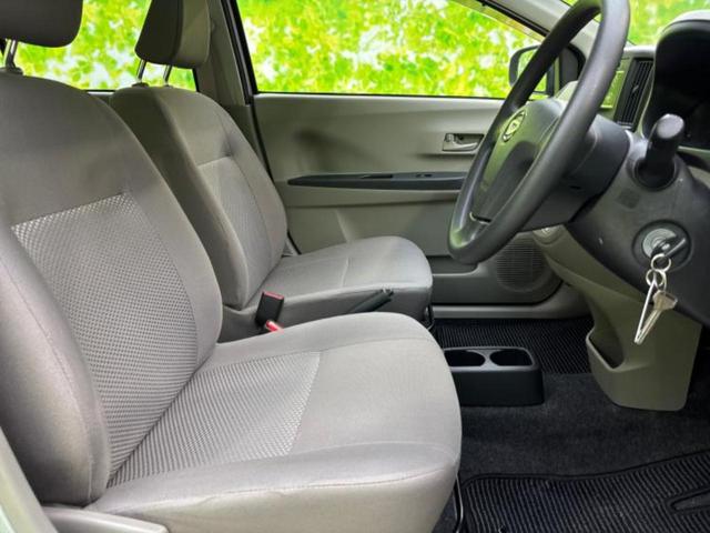 ミライース ＬスマートセレクションＳＡ　保証書／衝突安全装置／ＥＢＤ付ＡＢＳ／横滑り防止装置／アイドリングストップ／エアバッグ　運転席／エアバッグ　助手席／アルミホイール　社外　１４インチ／パワーウインドウ／キーレスエントリー（4枚目）