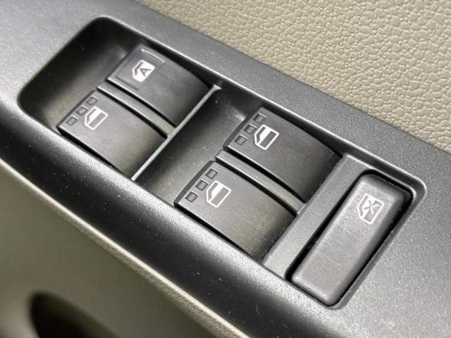 ミライース ＬスマートセレクションＳＡ　保証書／衝突安全装置／ＥＢＤ付ＡＢＳ／横滑り防止装置／アイドリングストップ／エアバッグ　運転席／エアバッグ　助手席／アルミホイール　社外　１４インチ／パワーウインドウ／キーレスエントリー（17枚目）