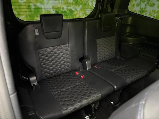 ヴォクシー S-Z 保証書/ディスプレイオーディオ+ナビ10.5インチ/フリップダウンモニター 純正 13.2インチ/トヨタセーフティセンス/両側電動スライドドア/シートヒーター 前席 衝突被害軽減システム バックカメラ(6枚目)
