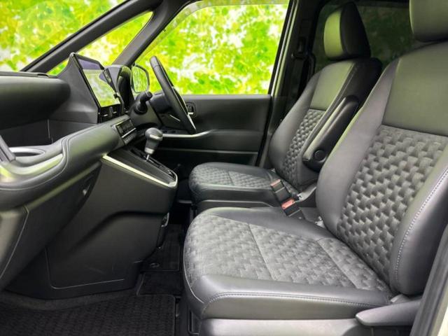 ヴォクシー S-Z 保証書/ディスプレイオーディオ+ナビ10.5インチ/フリップダウンモニター 純正 13.2インチ/トヨタセーフティセンス/両側電動スライドドア/シートヒーター 前席 衝突被害軽減システム バックカメラ(7枚目)