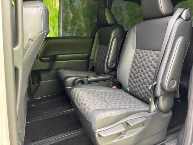 ヴォクシー S-Z 保証書/ディスプレイオーディオ+ナビ10.5インチ/フリップダウンモニター 純正 13.2インチ/トヨタセーフティセンス/両側電動スライドドア/シートヒーター 前席 衝突被害軽減システム バックカメラ(8枚目)