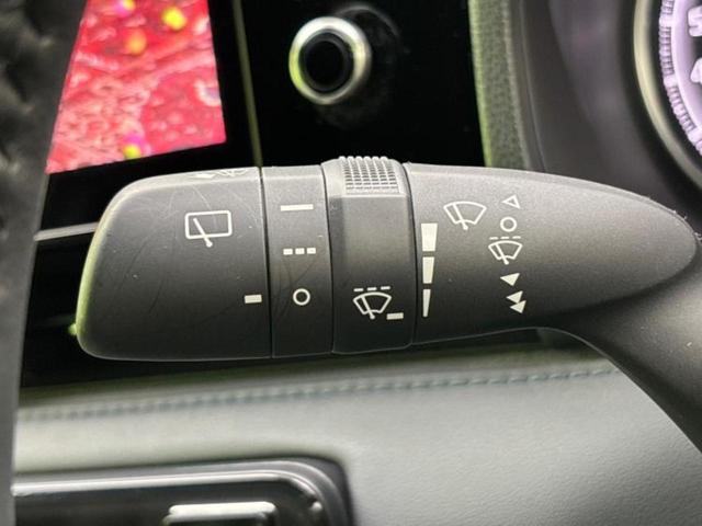 ヴォクシー S-Z 保証書/ディスプレイオーディオ+ナビ10.5インチ/フリップダウンモニター 純正 13.2インチ/トヨタセーフティセンス/両側電動スライドドア/シートヒーター 前席 衝突被害軽減システム バックカメラ(18枚目)