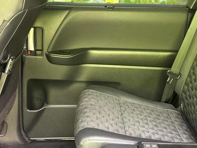 ヴォクシー S-Z 保証書/ディスプレイオーディオ+ナビ10.5インチ/フリップダウンモニター 純正 13.2インチ/トヨタセーフティセンス/両側電動スライドドア/シートヒーター 前席 衝突被害軽減システム バックカメラ(23枚目)