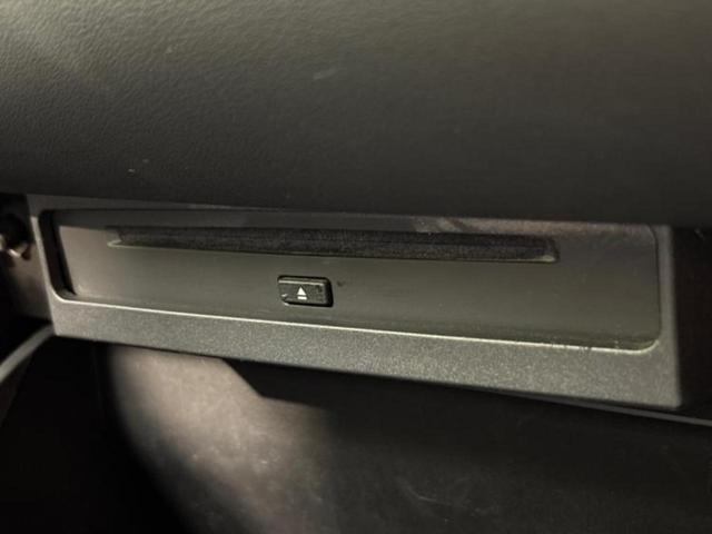 ヴォクシー S-Z 保証書/ディスプレイオーディオ+ナビ10.5インチ/フリップダウンモニター 純正 13.2インチ/トヨタセーフティセンス/両側電動スライドドア/シートヒーター 前席 衝突被害軽減システム バックカメラ(38枚目)