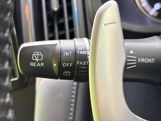 デリカD:5 4WDアーバンギアGパワーパッケージ 新品タイヤ/保証書/純正 10インチ SDナビ/フリップダウンモニター 純正 9インチ/衝突安全装置/両側電動スライドドア/シートヒーター/マルチアラウンドモニター/車線逸脱防止支援システム 革シート(18枚目)