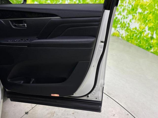 デリカD:5 4WDアーバンギアGパワーパッケージ 新品タイヤ/保証書/純正 10インチ SDナビ/フリップダウンモニター 純正 9インチ/衝突安全装置/両側電動スライドドア/シートヒーター/マルチアラウンドモニター/車線逸脱防止支援システム 革シート(22枚目)