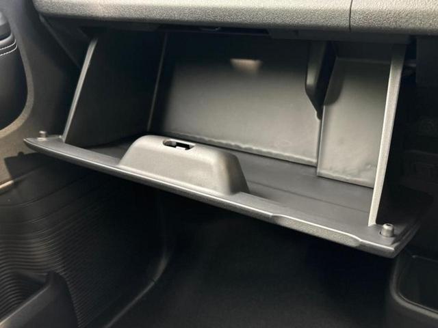 Ｎ－ＢＯＸカスタム ターボコーディネートスタイル２トーン　保証書／純正　９インチ　ナビ／ホンダセンシング／両側電動スライドドア／シートヒーター　前席／マルチビューカメラシステム／車線逸脱防止支援システム／登録済未使用車／ヘッドランプ　ＬＥＤ　禁煙車（36枚目）