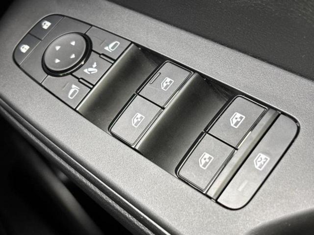 セレナ Ｘ　保証書／ディスプレイオーディオ／エマージェンシーブレーキ／車線逸脱防止支援システム／ドライブレコーダー　社外／ヘッドランプ　ＬＥＤ／Ｂｌｕｅｔｏｏｔｈ接続／ＥＴＣ／ＥＢＤ付ＡＢＳ／横滑り防止装置（39枚目）