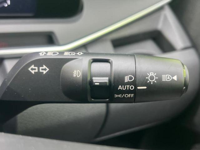 オーラ Ｇ　インテリジェントルームミラー／エマージェンシーブレーキ／アラウンドビューモニター／車線逸脱防止支援システム／ヘッドランプ　ＬＥＤ／ＵＳＢジャック／横滑り防止装置／アイドリングストップ　全周囲カメラ（13枚目）