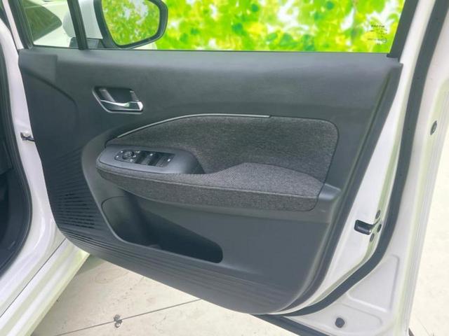 オーラ Ｇ　インテリジェントルームミラー／エマージェンシーブレーキ／アラウンドビューモニター／車線逸脱防止支援システム／ヘッドランプ　ＬＥＤ／ＵＳＢジャック／横滑り防止装置／アイドリングストップ　全周囲カメラ（20枚目）