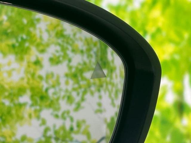 オーラ Ｇ　インテリジェントルームミラー／エマージェンシーブレーキ／アラウンドビューモニター／車線逸脱防止支援システム／ヘッドランプ　ＬＥＤ／ＵＳＢジャック／横滑り防止装置／アイドリングストップ　全周囲カメラ（43枚目）