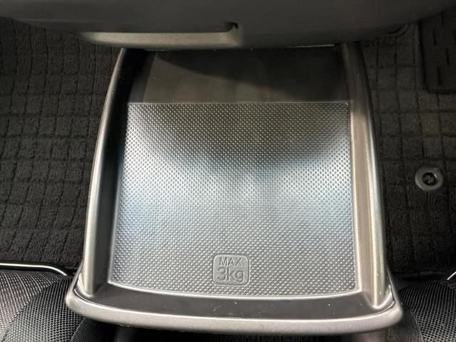 フリード Gブラックスタイル 新品タイヤ/保証書/純正 SDナビ/ホンダセンシング/両側電動スライドドア/シートヒーター/車線逸脱防止支援システム/ヘッドランプ LED/Bluetooth接続/ETC/横滑り防止装置 バックカメラ(52枚目)