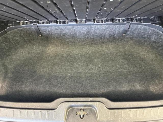 セレナ ハイウェイスターVセレクションプラスセーフティ2HV 新品タイヤ/純正 8インチ SDナビ/フリップダウンモニター/エマージェンシーブレーキ/両側電動スライドドア/アラウンドビューモニター/車線逸脱防止支援システム/ヘッドランプ LED 全周囲カメラ(27枚目)