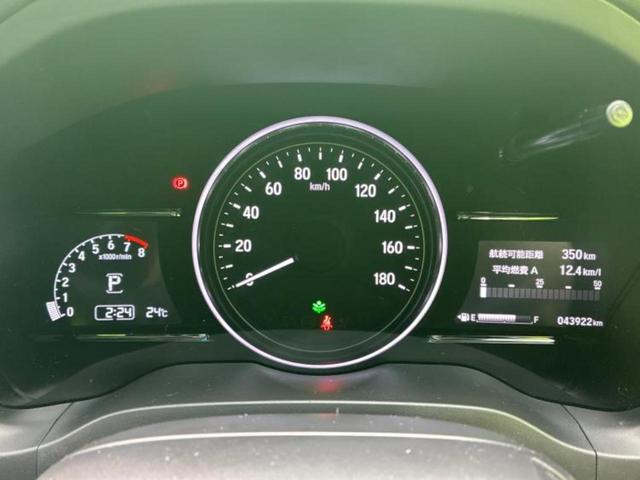 ＷＥＣＡＲＳの展示場では実際に見て、触ってお車をお選びいただけます！知識の豊富な営業スタッフが様々なカーライフをご提案いたします！